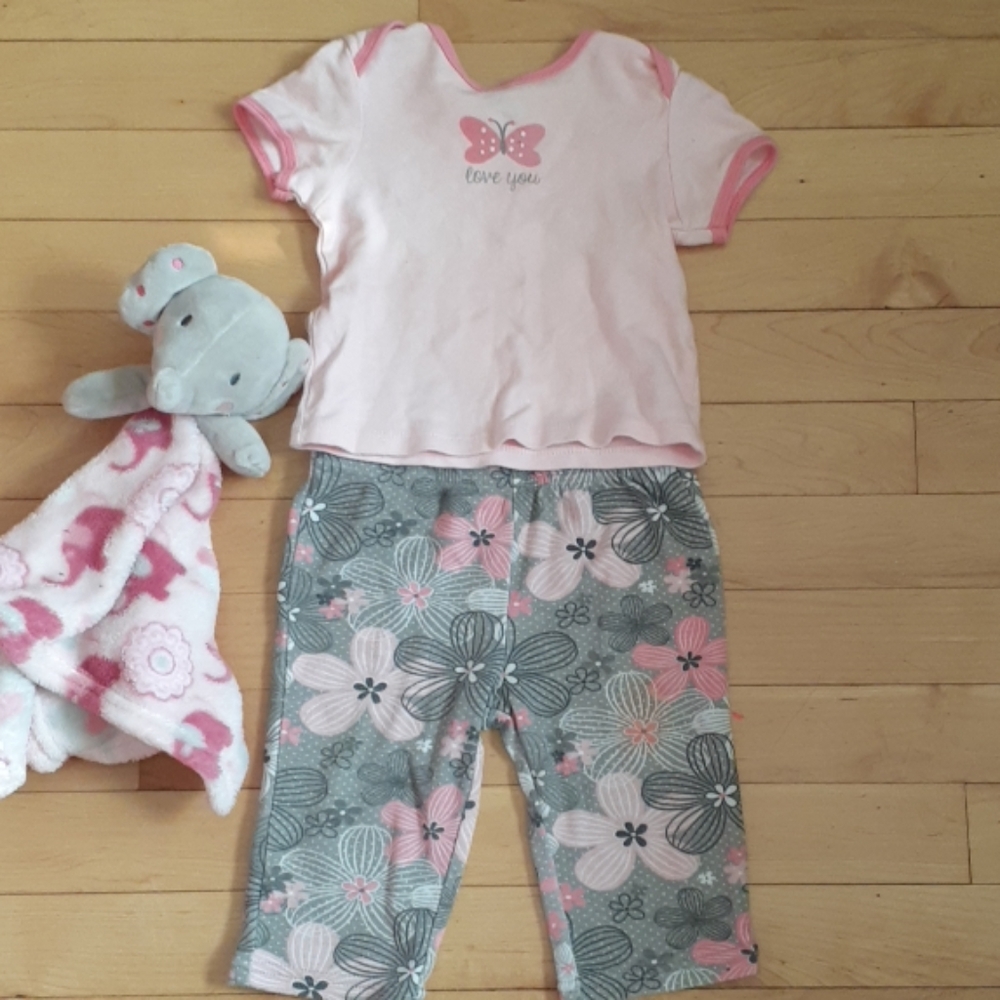 Babys Pajamas with little sleeping toy included